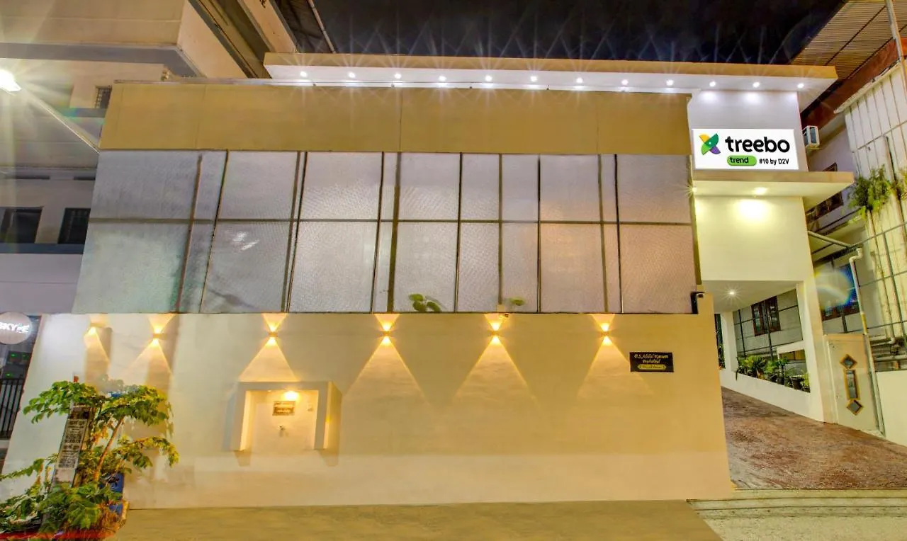 ***  Hotel Treebo Trend 10By D2V Kochi India